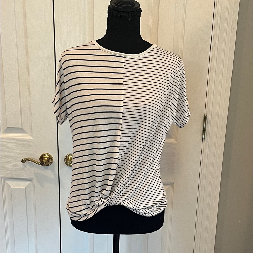 Pink Clover Navy and White Striped Short Sleeve Tee